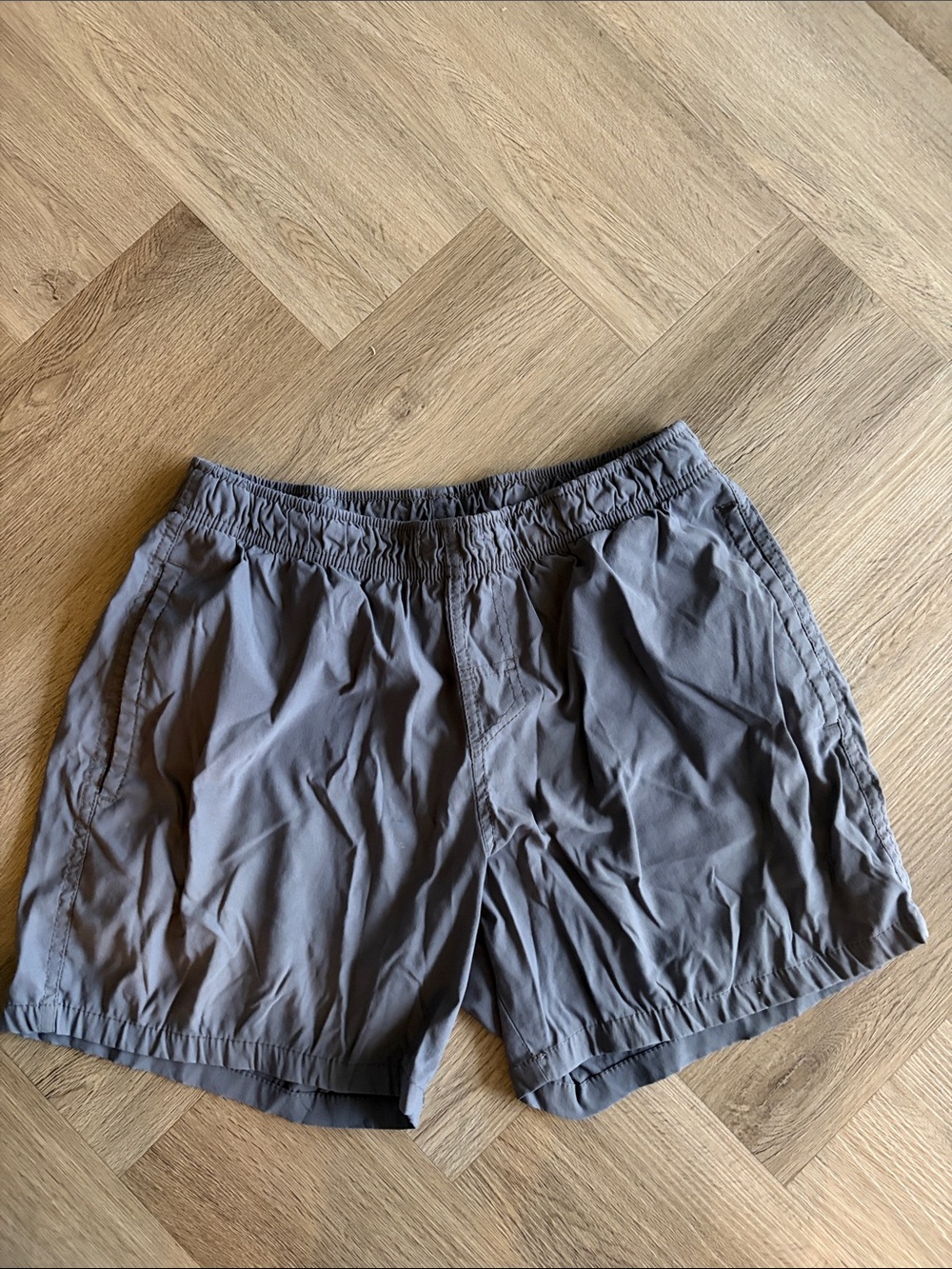 Boys Athletic Elastic-Waist Shorts in Gray